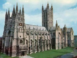 Кантерберийский собор в Англии - готический стиль архитектуры