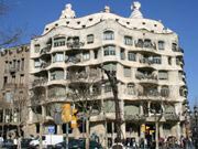 Конструктивизм - Гауди Каса Мила, Барселона