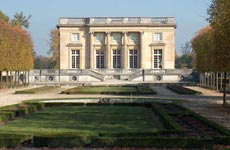 Неоклассицизм - Дворец малый Трианон в Версале